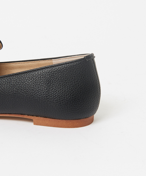 Au BANNISTER（オゥバニスター）の「【WEB限定/晴雨兼用】スクエアトゥモカシンパンプス（パンプス・レディース・ブラック/オフホワイト/ブロンズ/その他・35/36/37/38/39）」の15枚目の写真