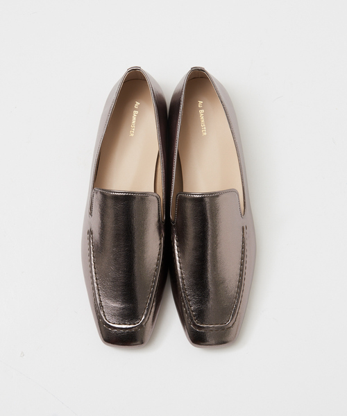 Au BANNISTER（オゥバニスター）の「【WEB限定/晴雨兼用】スクエアトゥモカシンパンプス（パンプス・レディース・ブラック/オフホワイト/ブロンズ/その他・35/36/37/38/39）」の6枚目の写真