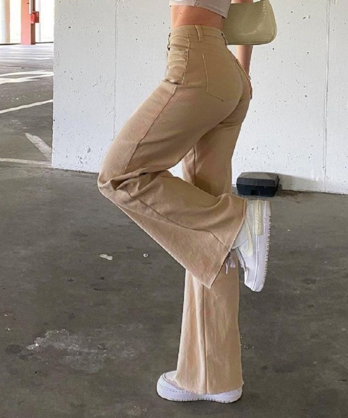Opinion korean town（オピニオン コリアン タウン）の「HWフレアデニム（デニムパンツ・レディース・ブラック/ベージュ/ブラウン・S/M/L）」の5枚目の写真