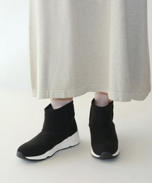 ムートン厚底スニーカーブーツ