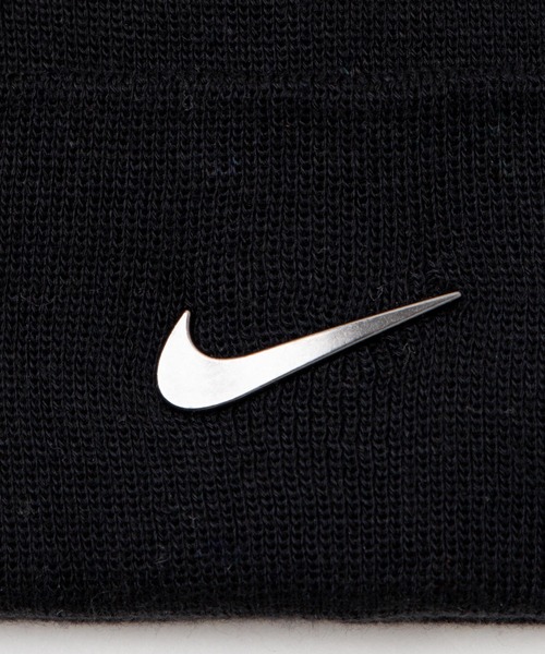 NIKE（ナイキ）の「WEGO/【WEB限定】NIKE CUFFEDスウッシュビーニー（ニットキャップ/ビーニー・メンズ・ブラック/ベージュ・FREE）」の4枚目の写真
