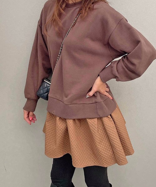 M y u（ミュー）の「Aライン裾フリルドッキングトップス（スウェット・レディース・ブラック/ブラウン/アイボリー/ネイビー/グレー/カーキ・FREE）」の16枚目の写真