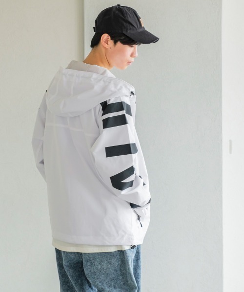 improves(インプローブス)の「袖ロゴ ストレッチ フード ブルゾン(マウンテンパーカー・メンズ・ホワイト/ブラック・X-LARGE/MEDIUM/LARGE)」の5枚目の写真