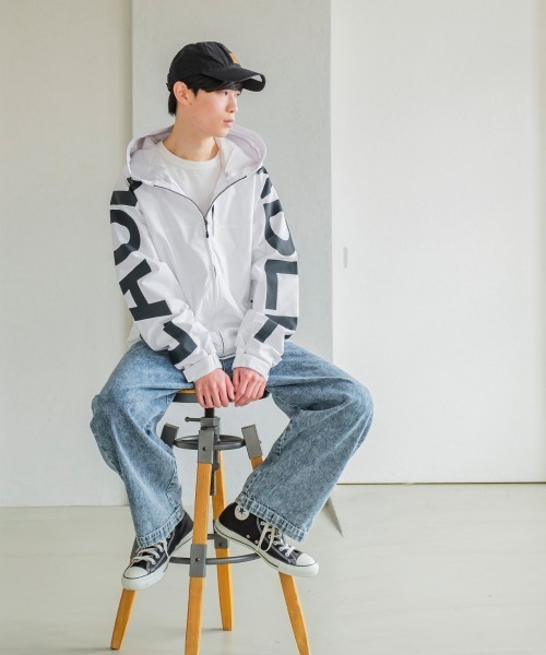 improves(インプローブス)の「袖ロゴ ストレッチ フード ブルゾン(マウンテンパーカー・メンズ・ホワイト/ブラック・X-LARGE/MEDIUM/LARGE)」の12枚目の写真