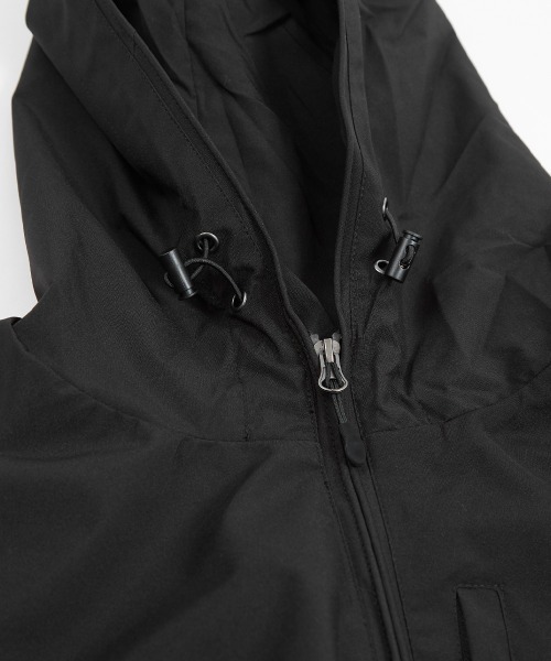 improves(インプローブス)の「袖ロゴ ストレッチ フード ブルゾン(マウンテンパーカー・メンズ・ホワイト/ブラック・X-LARGE/MEDIUM/LARGE)」の11枚目の写真