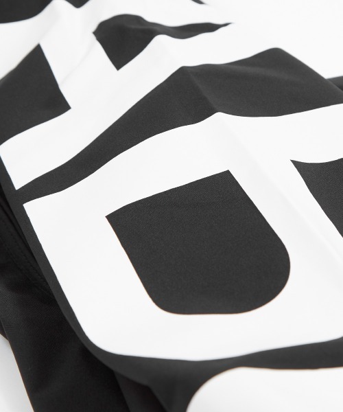 improves(インプローブス)の「袖ロゴ ストレッチ フード ブルゾン(マウンテンパーカー・メンズ・ホワイト/ブラック・X-LARGE/MEDIUM/LARGE)」の9枚目の写真