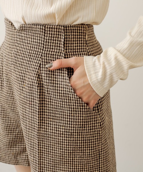 OLIVE des OLIVE（オリーブデオリーブ）の「美脚ショートパンツ（その他パンツ・レディース・ブラック/ベージュ/オフホワイト・FREE）」の20枚目の写真