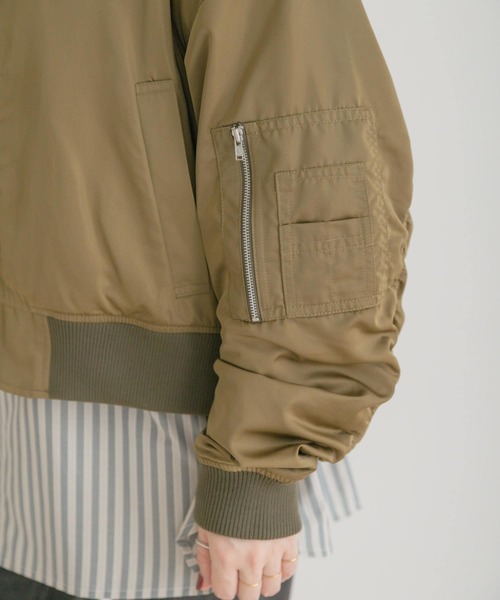 ITEMS URBANRESEARCH(アイテムズ アーバンリサーチ)の「MA-1(MA-1・レディース・ブラック/カーキ・FREE)」の16枚目の写真