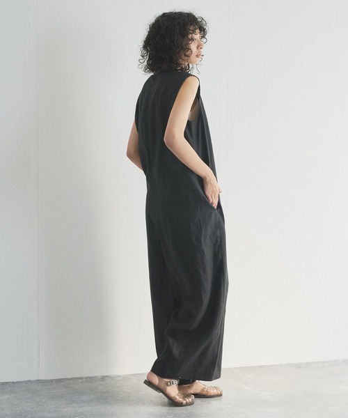 audrey and john wad（オードリーアンドジョンワッド）の「【Audrey and John Wad】リネンキャンバスノースリーブサロペット（サロペット/オーバーオール・レディース・ブラック/グレイッシュベージュ/グレイッシュブルー・S/M）」の14枚目の写真