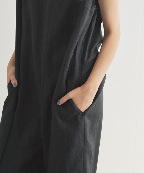 audrey and john wad（オードリーアンドジョンワッド）の「【Audrey and John Wad】リネンキャンバスノースリーブサロペット（サロペット/オーバーオール・レディース・ブラック/グレイッシュベージュ/グレイッシュブルー・S/M）」の19枚目の写真
