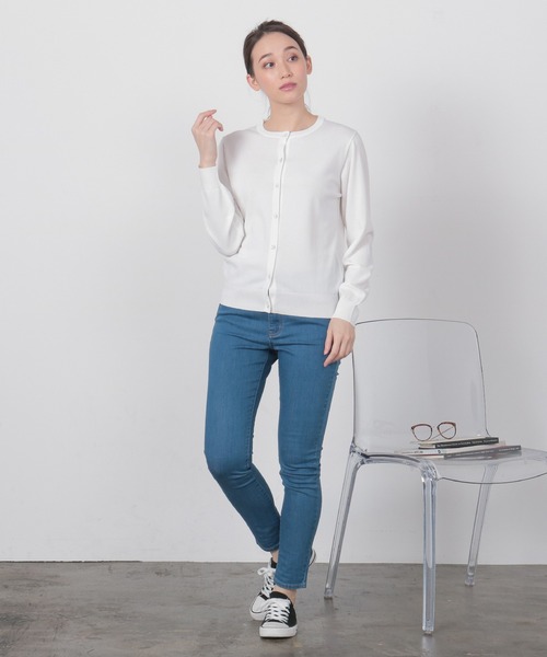 Honeys（ハニーズ）の「変わり釦カーデ（カーディガン/ボレロ・レディース・ラベンダー/サックスブルー/ライム/ライトイエロー/ライトベージュ/ブラック/ライトグレー/オフホワイト/ネイビー・LL/S/M/L）」の10枚目の写真