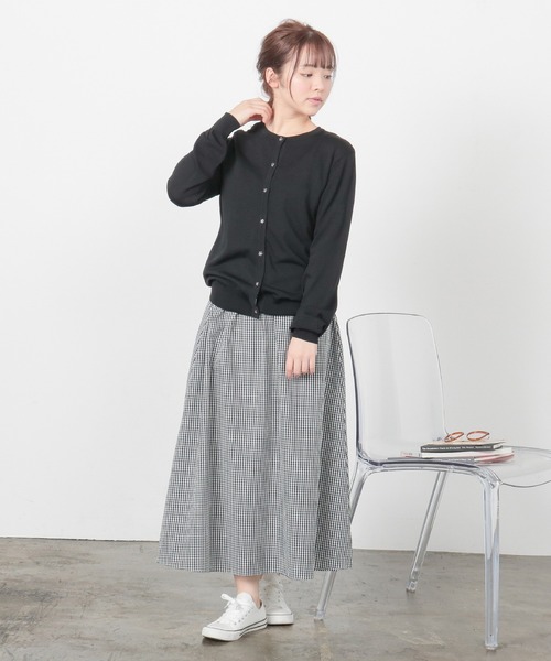 Honeys（ハニーズ）の「変わり釦カーデ（カーディガン/ボレロ・レディース・ラベンダー/サックスブルー/ライム/ライトイエロー/ライトベージュ/ブラック/ライトグレー/オフホワイト/ネイビー・LL/S/M/L）」の14枚目の写真