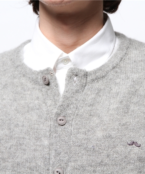 OUTLET(アウトレット)の「【WHO'S WHO gallery】BYシェットランドクルーカーデ(カーディガン/ボレロ・メンズ・ブラック/ブルー/グレー/アイボリー/ネイビー/レッド・LARGE/MEDIUM)」の11枚目の写真