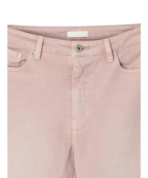 earth music&ecology（アースミュージックアンドエコロジー）の「カラーデニムテーパードパンツ*（デニムパンツ・レディース・ピンク・S/M/L）」の13枚目の写真