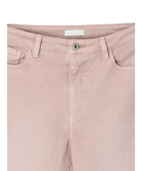 earth music&ecology（アースミュージックアンドエコロジー）の「カラーデニムテーパードパンツ*（デニムパンツ・レディース・ピンク・S/M/L）」の11枚目の写真