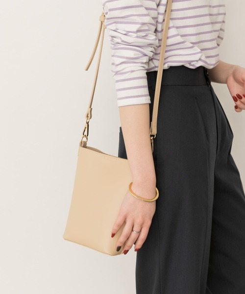 RODE SKO（ロデスコ）の「チェーン2WAYショルダーバッグ（ショルダーバッグ・レディース・オレンジ/ベージュ/キャメル/グリーン・ONE）」の5枚目の写真