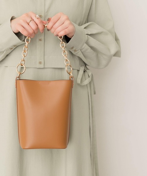 RODE SKO（ロデスコ）の「チェーン2WAYショルダーバッグ（ショルダーバッグ・レディース・オレンジ/ベージュ/キャメル/グリーン・ONE）」の13枚目の写真