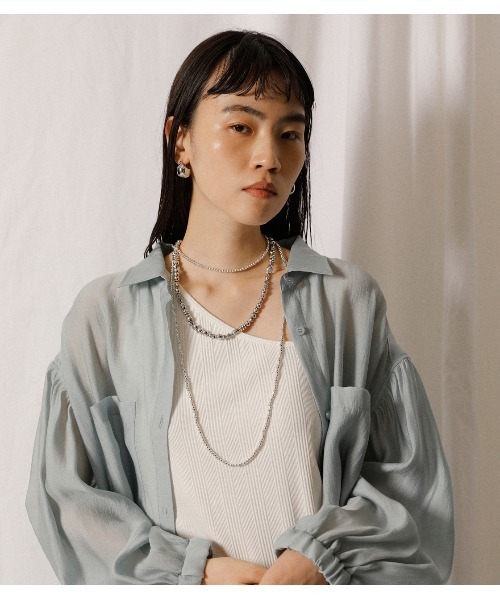 crie conforto（クリーコンフォルト）の「シルバータイニービーズマスクチェーン（マスク・レディース・シルバー・FREE）」の3枚目の写真