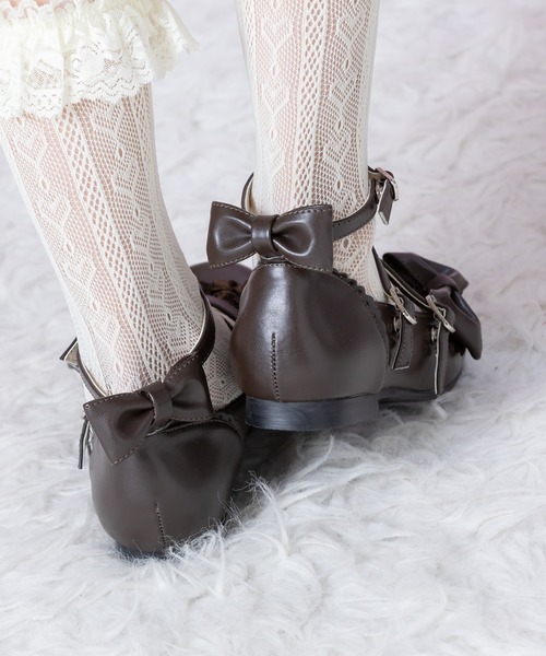 BODYLINE(ボディライン)の「クロスストラップ ラウンドトゥフラットシューズ (ヒールなし)(パンプス・レディース・ブラック/ブラウン/ピンク・S/M/L)」の17枚目の写真