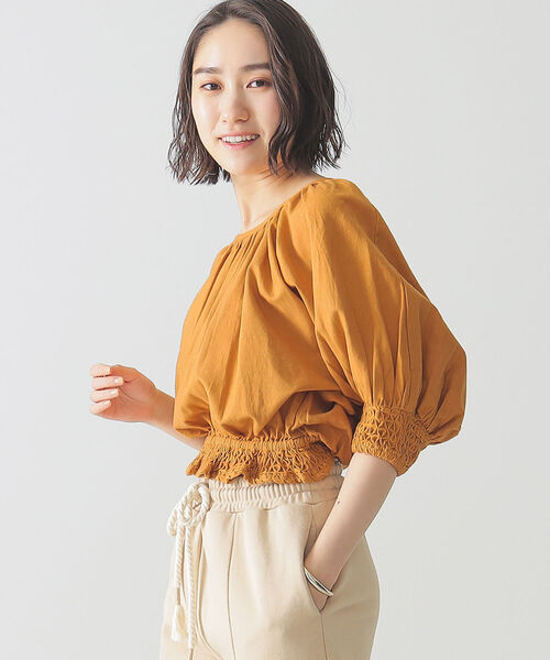 KIIRA（キーラ）の「KiiRa / スモッキング ブラウス（シャツ/ブラウス・レディース・ブラウン系その他3/ブラック・ONE SIZE）」の4枚目の写真