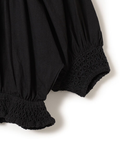 KIIRA（キーラ）の「KiiRa / スモッキング ブラウス（シャツ/ブラウス・レディース・ブラウン系その他3/ブラック・ONE SIZE）」の10枚目の写真