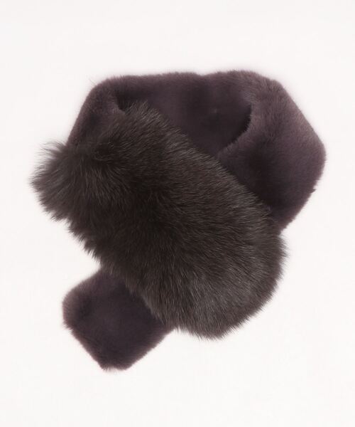 TITE IN THE STORE（ティテ　インザ　ストア）の「ファービッグマフラー（マフラー・レディース・チャコールグレー/ベージュ・FREE）」の3枚目の写真