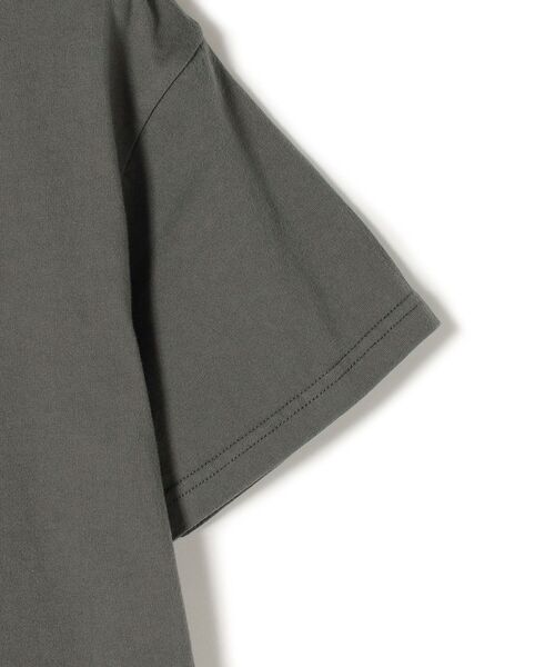 SHIPS（シップス）の「*ロックプリントTEE◆（Tシャツ/カットソー・レディース・チャコールグレー/ダークグレー/グレー系・ONE SIZE）」の8枚目の写真