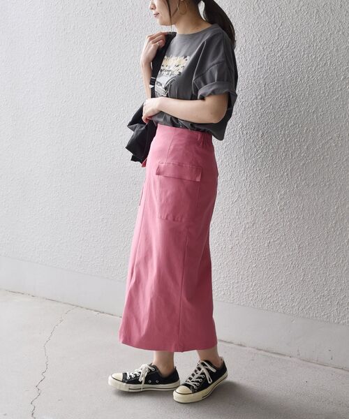 SHIPS（シップス）の「*ロックプリントTEE◆（Tシャツ/カットソー・レディース・チャコールグレー/ダークグレー/グレー系・ONE SIZE）」の21枚目の写真