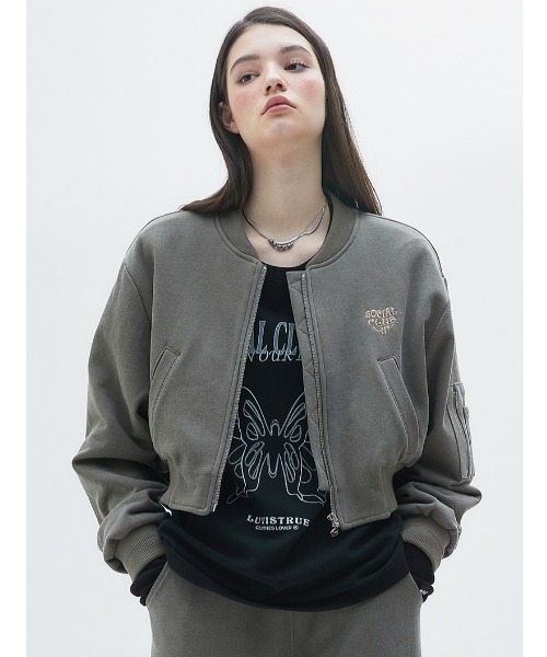 A Gem 9 Kom Luv Is True ラブ イズ トゥルー Crop Ma 1 クロップド丈 ワンポイントma 1 Ma 1 Luv Is True ラブイズトゥルー のファッション通販 Zozotown