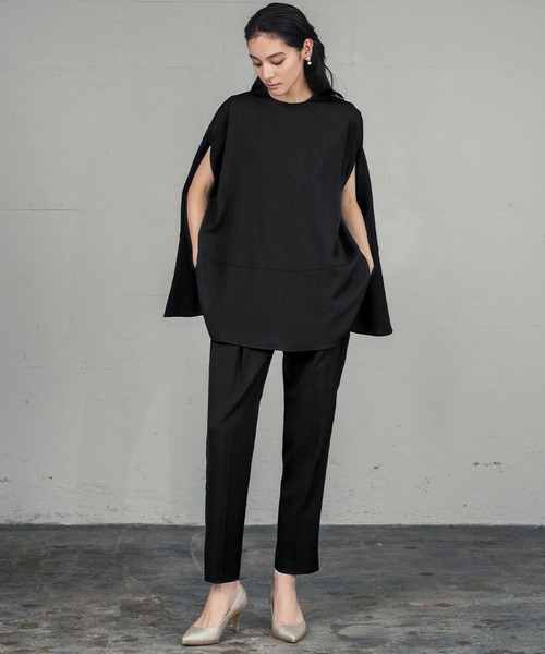 Flolia（フロリア）の「ポンチョ型プチハイネックブラウス・テーパードパンツ セットアップ 結婚式 パンツドレス セパレート パーティードレス オケージョンドレス お呼ばれ 二次会 成人式 同窓会 謝恩会【洗える】（パンツドレス・レディース・ネイビー/ブラック・L/M/S/2L）」の16枚目の写真