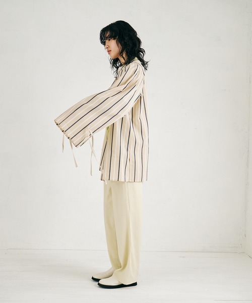 4youstory（フォーユーストーリー）の「【4youstory】袖リボンブラウス（シャツ/ブラウス・レディース・ベージュ/ネイビー/オフホワイト/オレンジ・MEDIUM）」の9枚目の写真