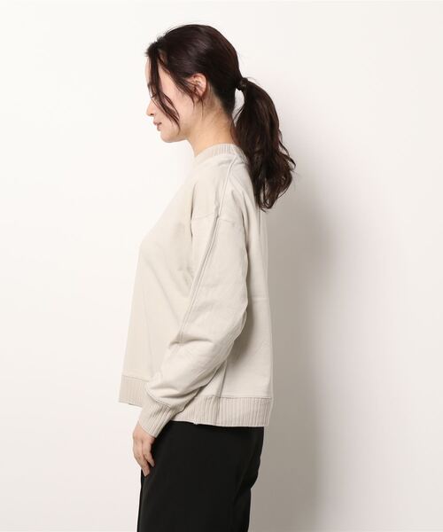 SIPULI(シプリ)の「LOTUS×FRESCA High Twist & HighGauge URAKE モックネックスウェット(スウェット・レディース・ベージュ/サックスブルー・2/3)」の11枚目の写真
