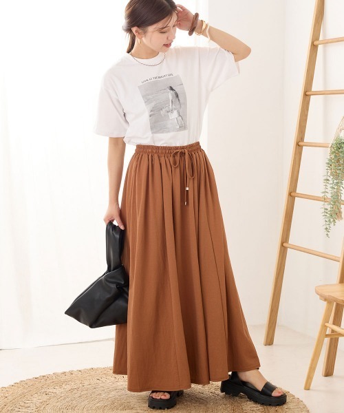 OMNES（オムネス）の「接触冷感レーヨンナイロンギャザースカート（スカート・レディース・ラベンダー/ベージュ/ブルー/ブラック/キャメル・FREE）」の9枚目の写真