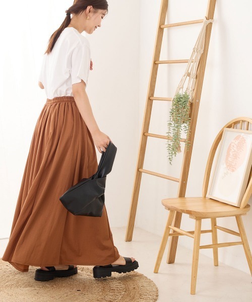 OMNES（オムネス）の「接触冷感レーヨンナイロンギャザースカート（スカート・レディース・ラベンダー/ベージュ/ブルー/ブラック/キャメル・FREE）」の10枚目の写真