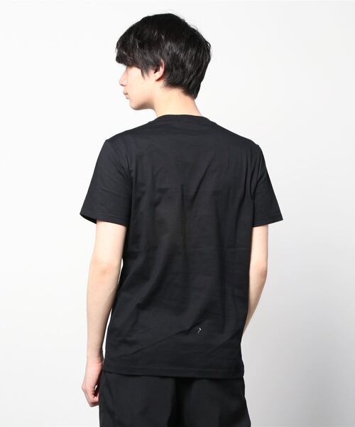 Guess（ゲス）の「Gradation Logo Tee（Tシャツ/カットソー・メンズ・ホワイト/ブラック/ブルー・SMALL/MEDIUM/LARGE/X-LARGE）」の6枚目の写真