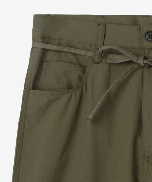 MONITALY（モニタリー）の「MONITALY | ドロップクロッチペインターパンツ WOMEN（その他パンツ・レディース・ベージュ/オリーブ・32）」の12枚目の写真