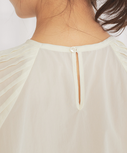 Rouge vif（ルージュヴィフ）の「【セットアップ対応】ピンタックブラウス（シャツ/ブラウス・レディース・ホワイト/チャコールグレー/オレンジ・フリー）」の17枚目の写真