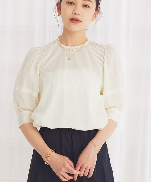 Rouge vif（ルージュヴィフ）の「【セットアップ対応】ピンタックブラウス（シャツ/ブラウス・レディース・ホワイト/チャコールグレー/オレンジ・フリー）」の2枚目の写真