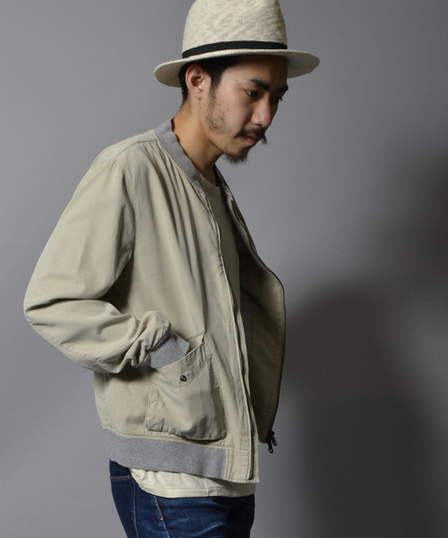 AMERICAN RAG CIE（アメリカンラグシー）の「AMERICAN RAG CIE 綿テンセル ジップアップブルゾン（ブルゾン・メンズ・ネイビー/ベージュ・1/3/2）」の4枚目の写真