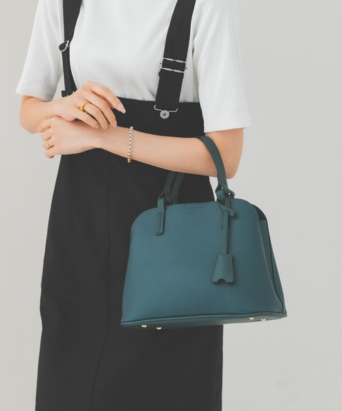 RODE SKO（ロデスコ）の「キーチャームミドルバッグ（ハンドバッグ・レディース・ブラック/グリーン系その他/キャメル・ONE）」の14枚目の写真