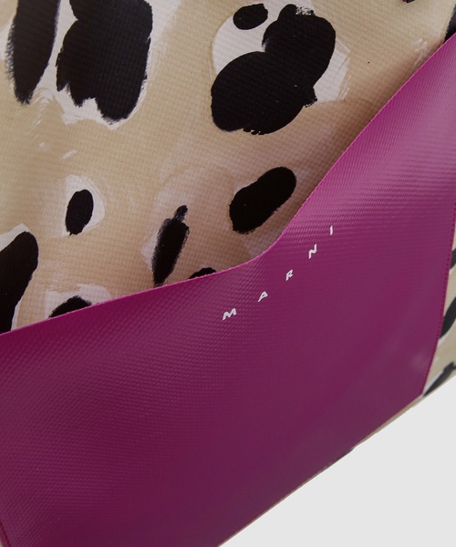 MARNI（マルニ）の「POPDOTS NS SHOPPINGBAG/ショッピングバッグ（トートバッグ・レディース・ホワイト/ネイビー・ONE SIZE）」の7枚目の写真