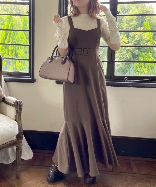 OLIVE des OLIVE(オリーブデオリーブ)の「マーメイドジャンスカ(ジャンパースカート・レディース・ブラック/ブラウン/グレイッシュベージュ・FREE)」の2枚目の写真