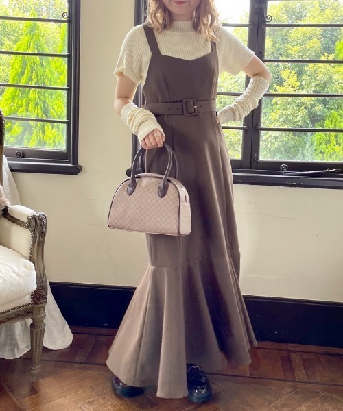 OLIVE des OLIVE(オリーブデオリーブ)の「マーメイドジャンスカ(ジャンパースカート・レディース・ブラック/ブラウン/グレイッシュベージュ・FREE)」の5枚目の写真