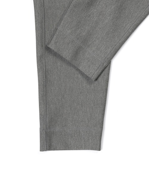 The DUFFER of ST.GEORGE（ザダファーオブセントジョージ）の「【WEB限定アイテム】STRETCH PONTE JOG PANTS：ポンチ素材 ジャージ ストレッチジョガーパンツ（その他パンツ・メンズ・ブラック/ネイビー/グレー・SMALL/MEDIUM/LARGE/X-LARGE）」の19枚目の写真