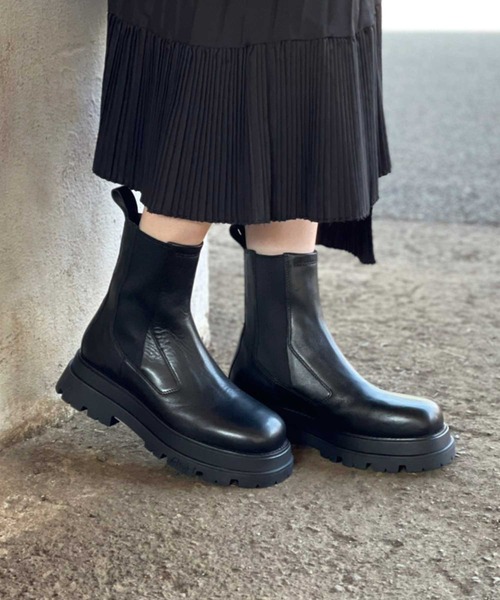 ASH（アッシュ）の「【ELITE】サイドゴアブーツ（ブーツ・レディース・アイボリー/ブラック・36/38/37/35/39）」の18枚目の写真