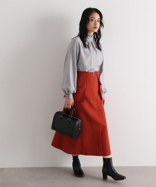 N.(N. Natural Beauty Basic)(エヌエヌナチュラルビューティーベーシック)の「◆フリルネックストライプブラウス(シャツ/ブラウス・レディース・イエロー系その他/グレー系その他/ホワイト系その他・MEDIUM)」の6枚目の写真