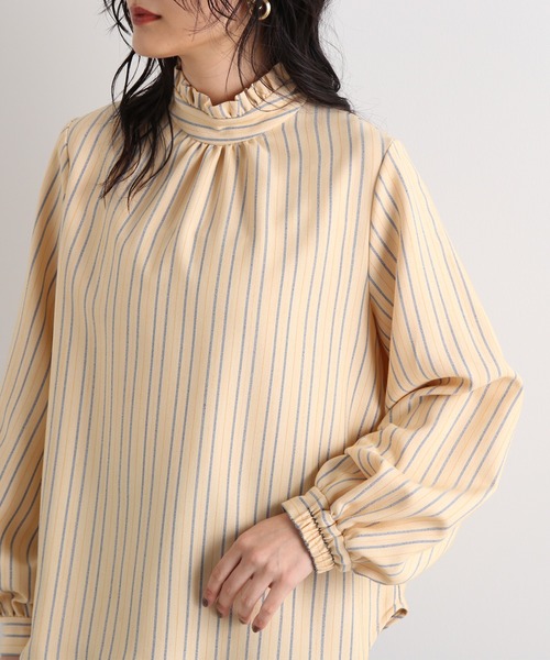 N.(N. Natural Beauty Basic)(エヌエヌナチュラルビューティーベーシック)の「◆フリルネックストライプブラウス(シャツ/ブラウス・レディース・イエロー系その他/グレー系その他/ホワイト系その他・MEDIUM)」の10枚目の写真