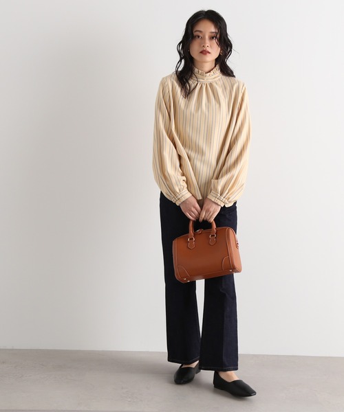 N.(N. Natural Beauty Basic)(エヌエヌナチュラルビューティーベーシック)の「◆フリルネックストライプブラウス(シャツ/ブラウス・レディース・イエロー系その他/グレー系その他/ホワイト系その他・MEDIUM)」の13枚目の写真