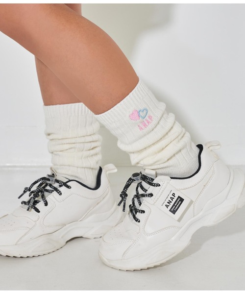 ANAP kids（アナップキッズ）の「抗菌ハート刺繍ルーズソックス