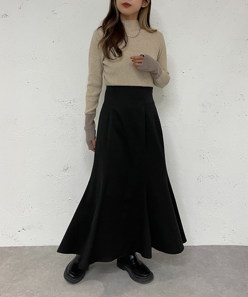 apres jour mignon(アプレジュールミニョン)の「配色フィンガーニット【ZOZOTOWN限定アイテム】(ニット/セーター・レディース・ライトベージュ/ブラック/オレンジ/カーキ・フリー/X-LARGE)」の12枚目の写真